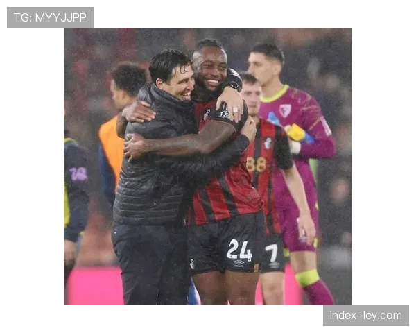 阿森纳对阵伯恩茅斯,廷贝尔对位塞门约 阿森纳对阵伯恩茅斯,廷贝尔对位塞门约